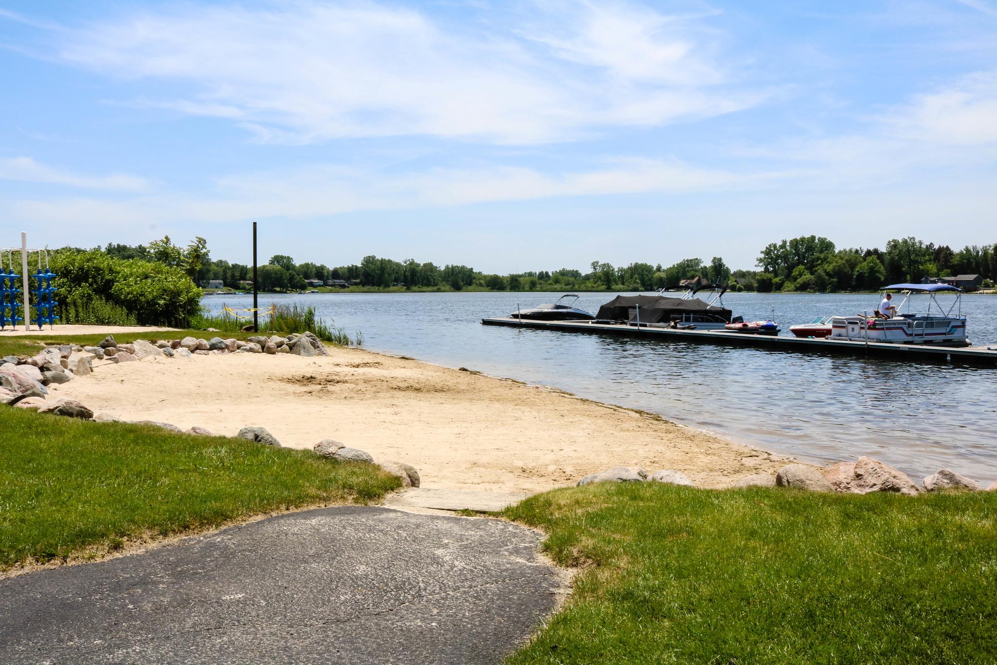  Lake Thompson in Lakeshore Pointe